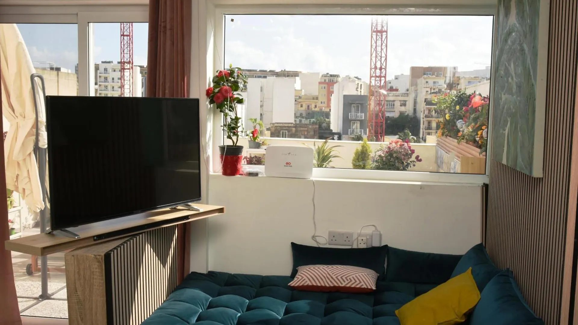 5 Star Luxury Marina Penthouse - Stunning Sea Views And Prime Location Apartment Msida