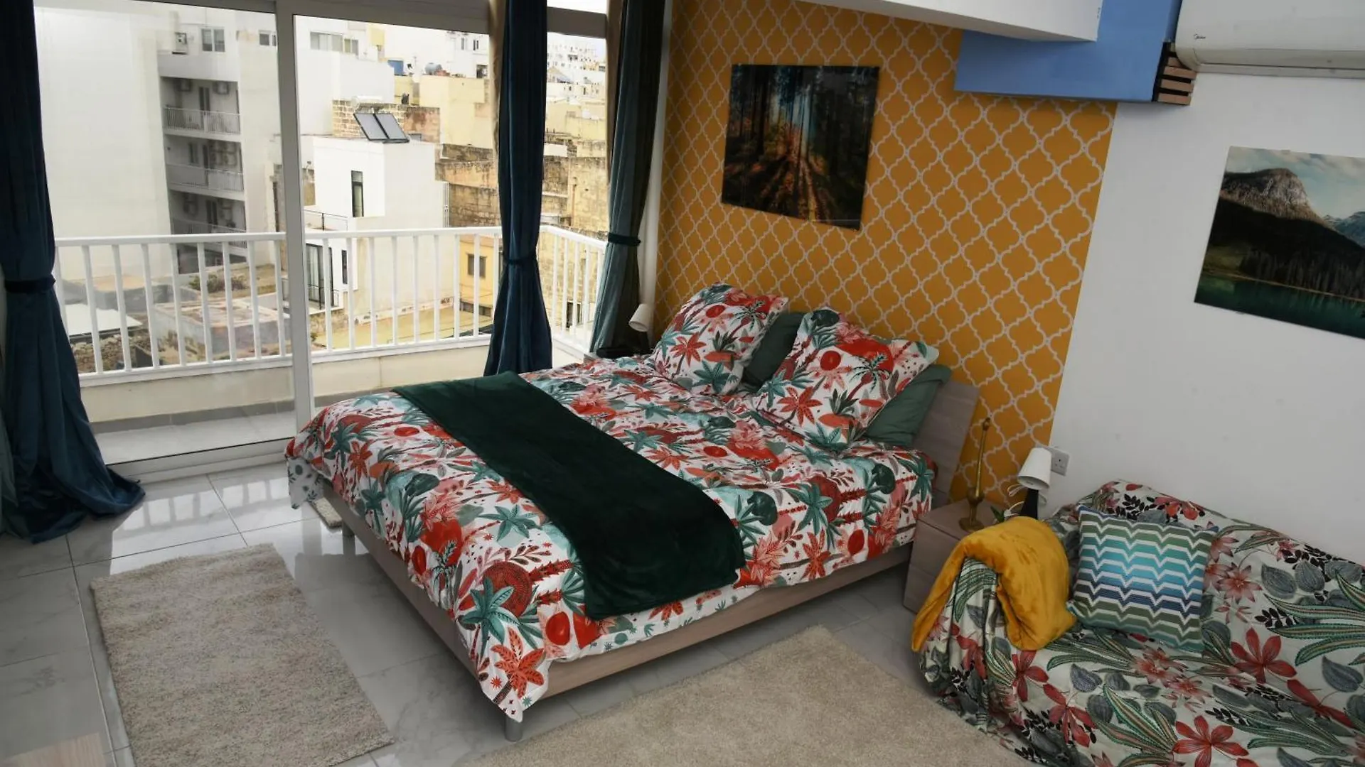 5 Star Luxury Marina Penthouse - Stunning Sea Views And Prime Location Apartment Msida